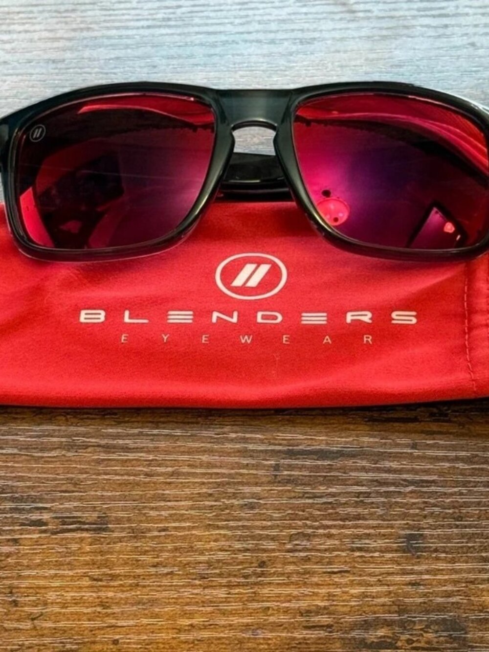 Blenders Eyewear Sunglasses - Lunar Blast Polarized